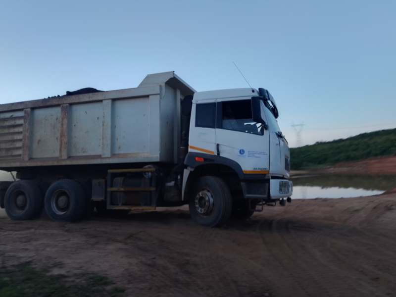 Lwenshi successfully completed the construction of the Shamikobo community dam supplying water for over 4,000 livestock.